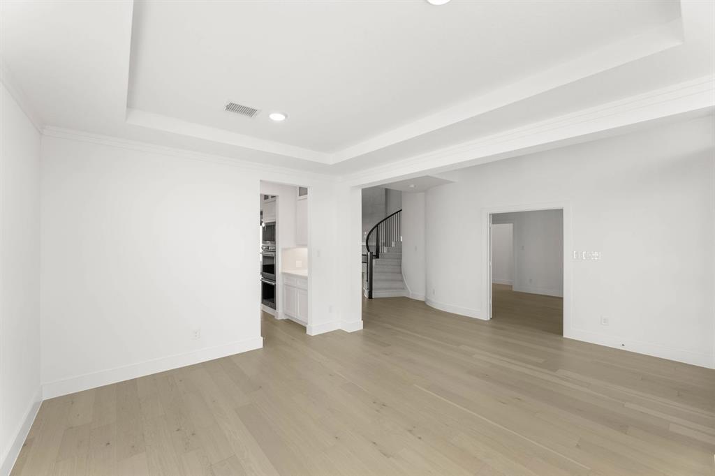 Broadmoor Estates - Residential