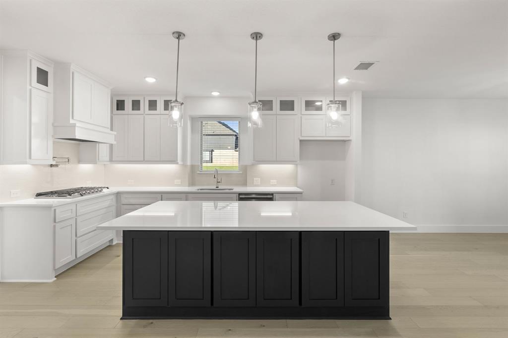 Broadmoor Estates - Residential