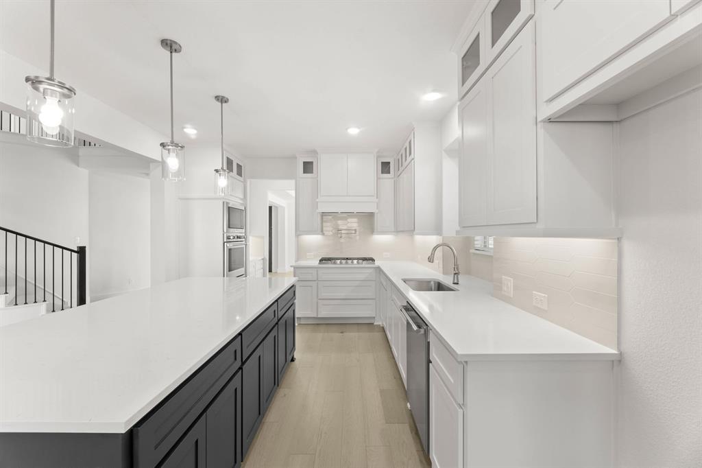 Broadmoor Estates - Residential