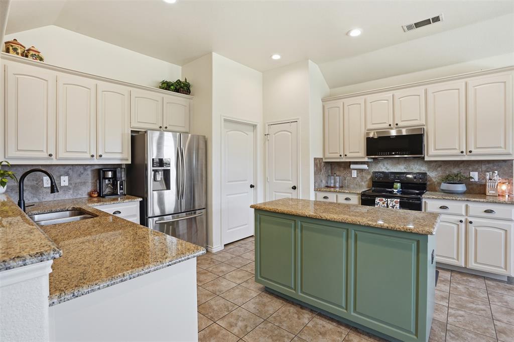 Hills Of Lake Country - Residential