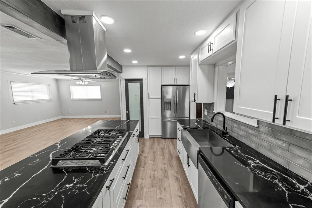 Mooney Village - Residential