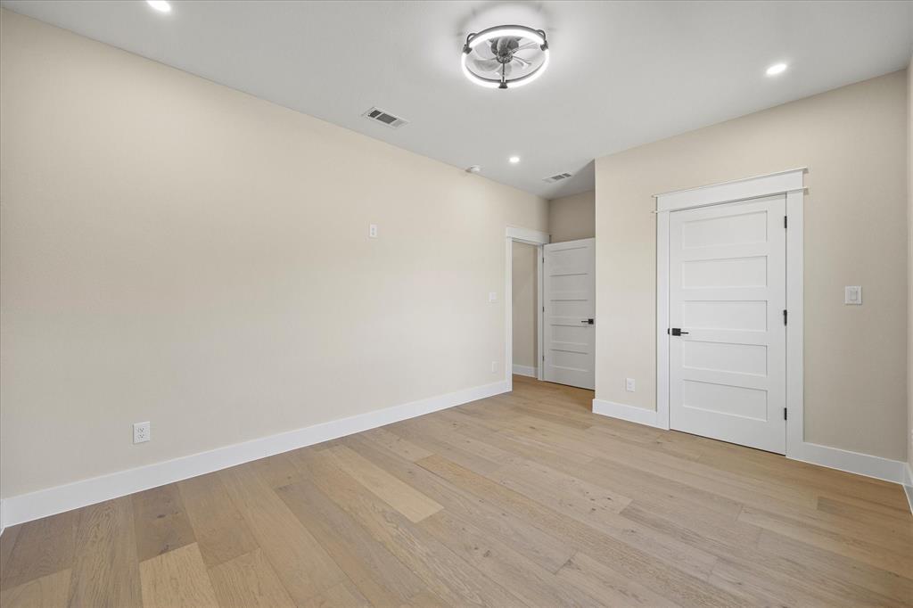 Mullins R L Sub - Residential