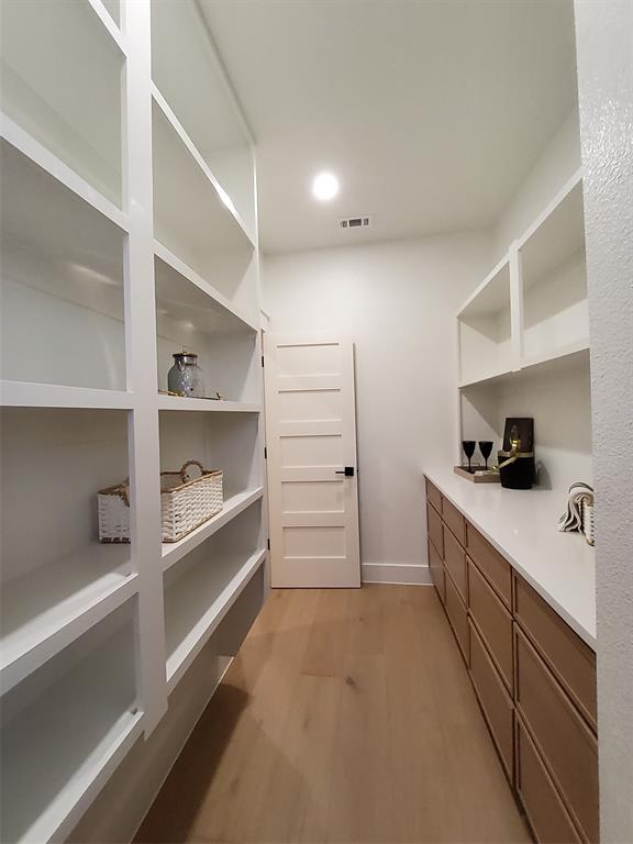 Mullins R L Sub - Residential