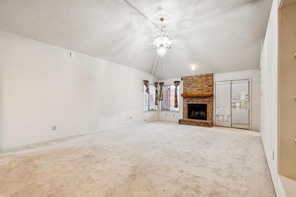 4215 Juniper Lane