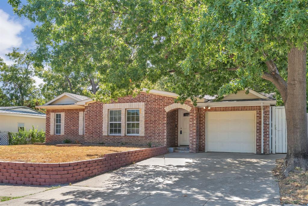 1314 E Lovers Lane