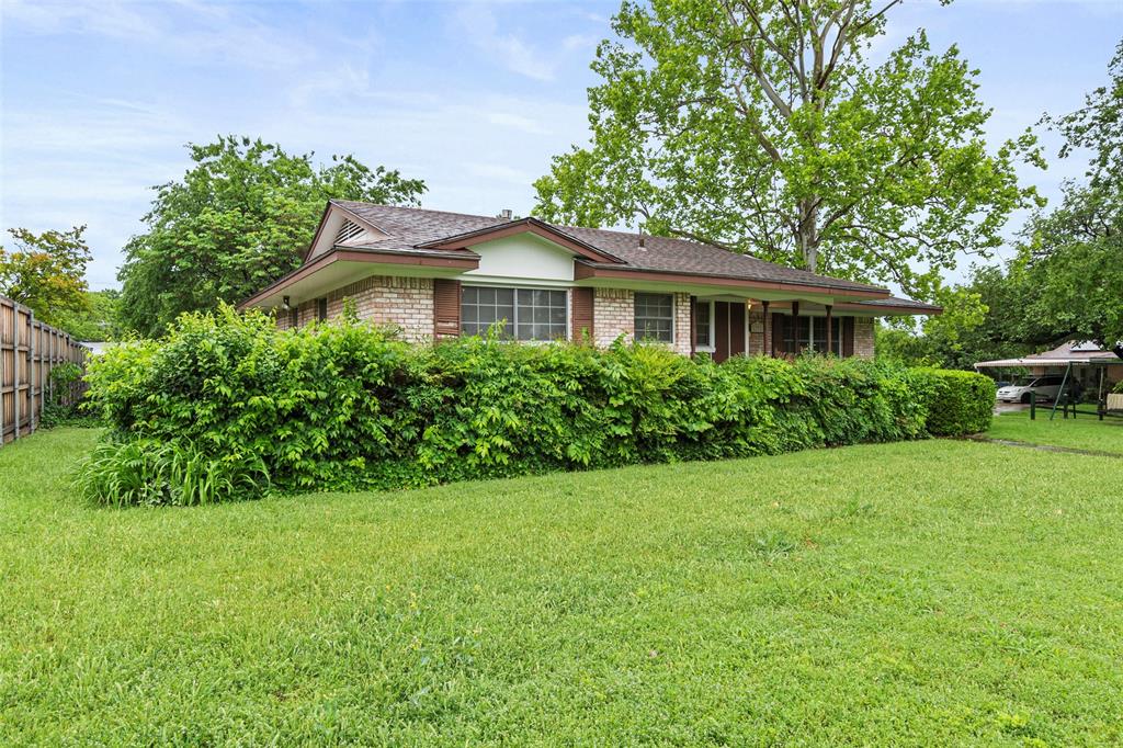 1331 Northlake Drive