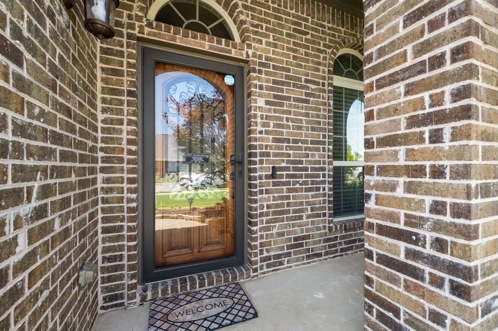 202 W North Creek Drive
