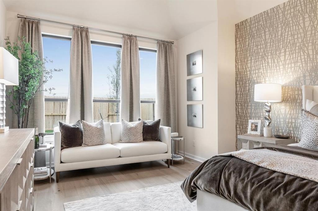 Mustang Lakes - Residential