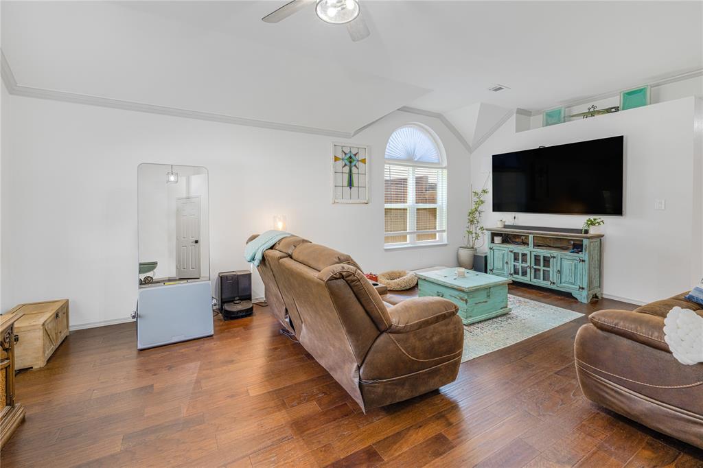 2813 Ridgemere Drive