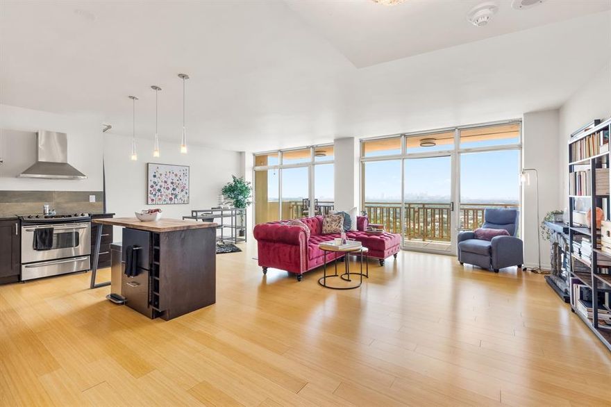 Former 2-bedroom! Easily convert this spacious one-bedroom back to a true 2-bedroom with a simple wall addition, minimal construction. Flexible floor plan perfect for office, guest room, or second bedroom.  There is an in unit washer dryer combo in utility room that conveys.  1 dedicated parking spot in the covered garage.  
HOA covers almost EVERYTHING: internet, heating & cooling, water, sewer, trash, building insurance, landscaping, 24 7 valet & concierge, pool, pickleball courts, tennis courts, and all common-area maintenance. One monthly payment, no extra utility bills.
Light-filled living area with floor-to-ceiling windows, open kitchen, private balconies, and iconic high-rise amenities. Turnkey, lock-and-leave lifestyle in a prime Dallas location close to shopping, dining, and major commuter routes. Rare value with full-service amenities and flexible 2-bedroom potential.