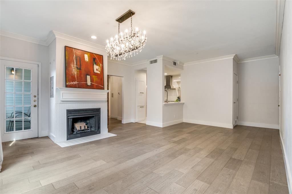 4034 Rawlins Street 104