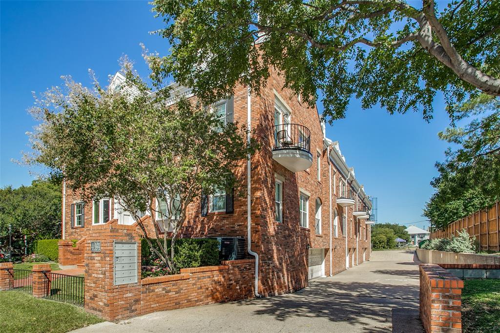 Rawlins Park Condo - Residential