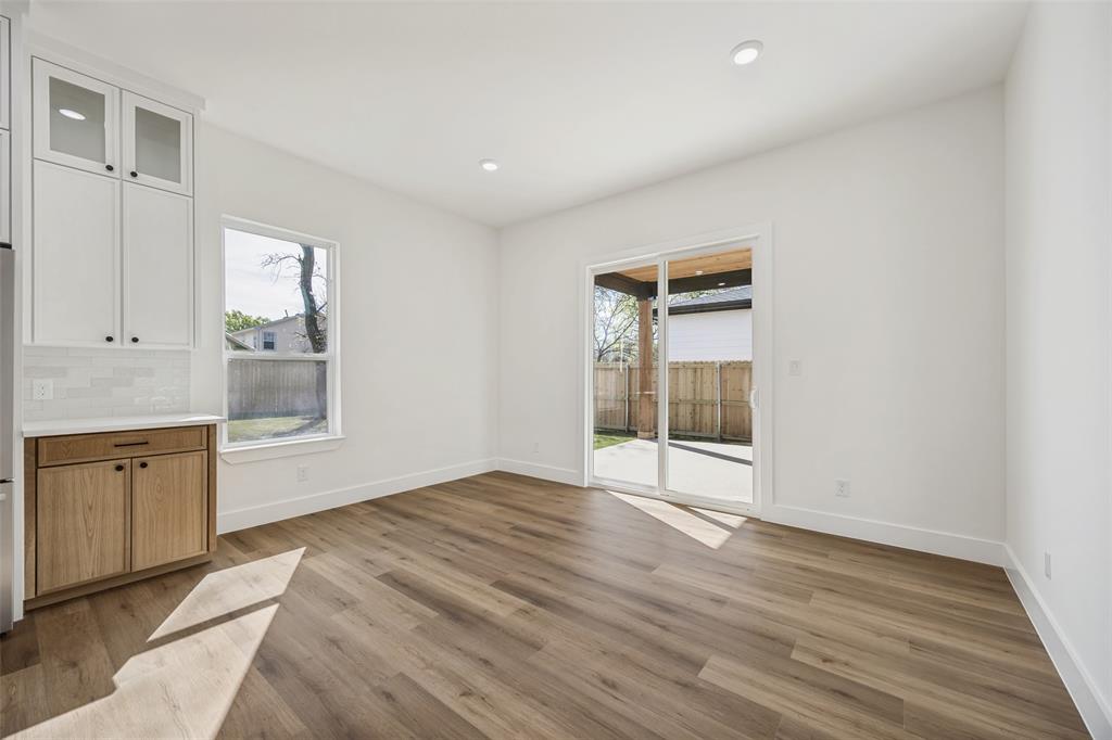 Joe A 02 Irvin - Residential