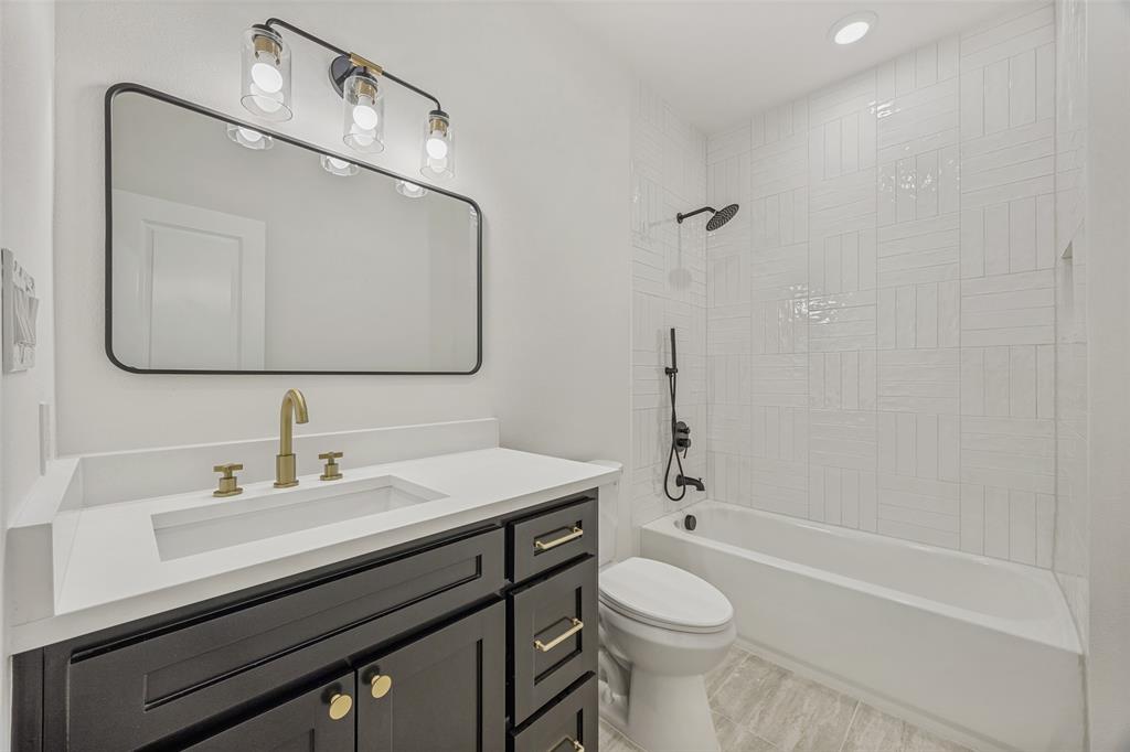 Joe A 02 Irvin - Residential