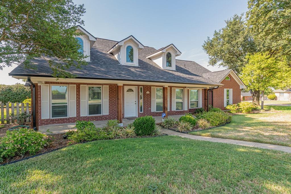 102 Fairway Lane
