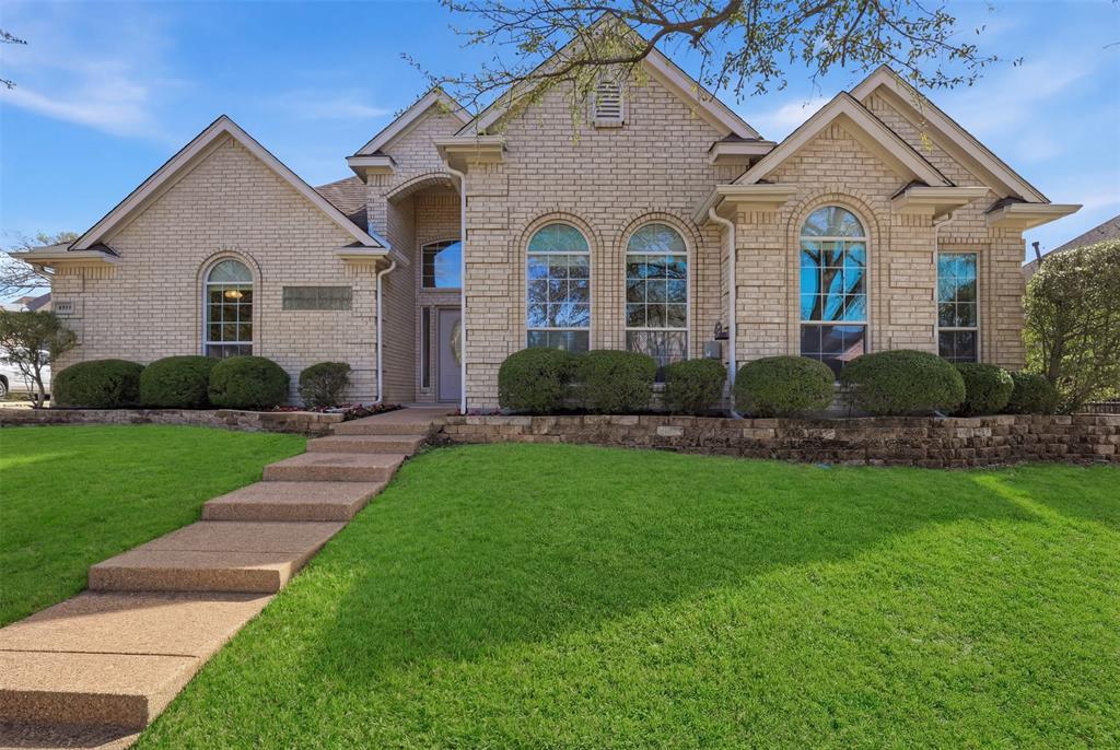 6901 Vista Ridge Drive W