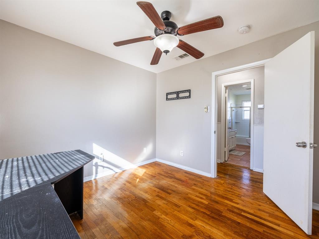 Valwood Park 14 - Residential