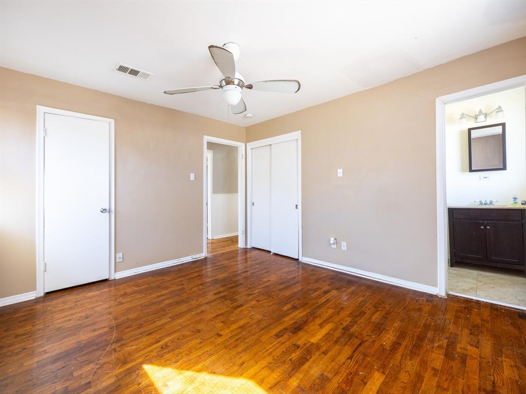 Valwood Park 14 - Residential