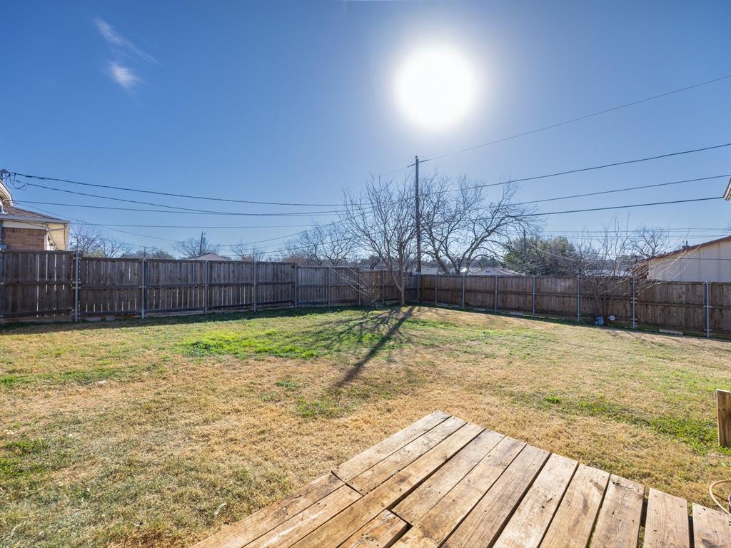 Valwood Park 14 - Residential