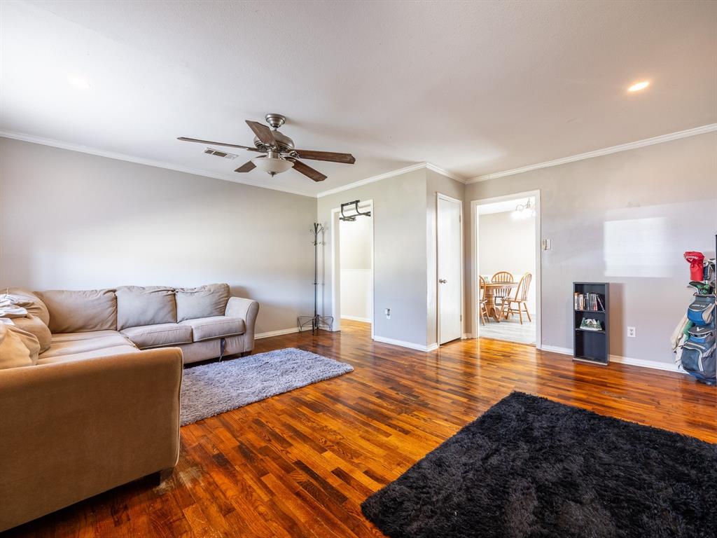 Valwood Park 14 - Residential