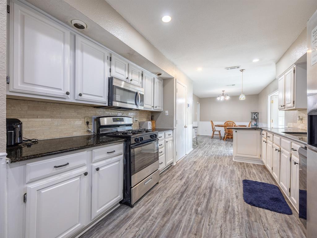 Valwood Park 14 - Residential