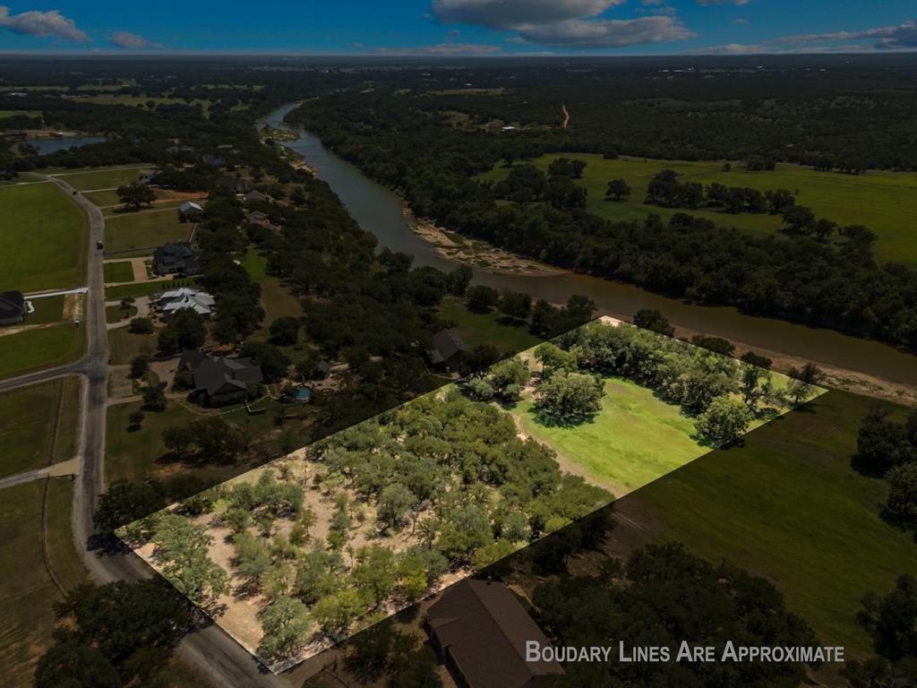 3 W Bluff Lane