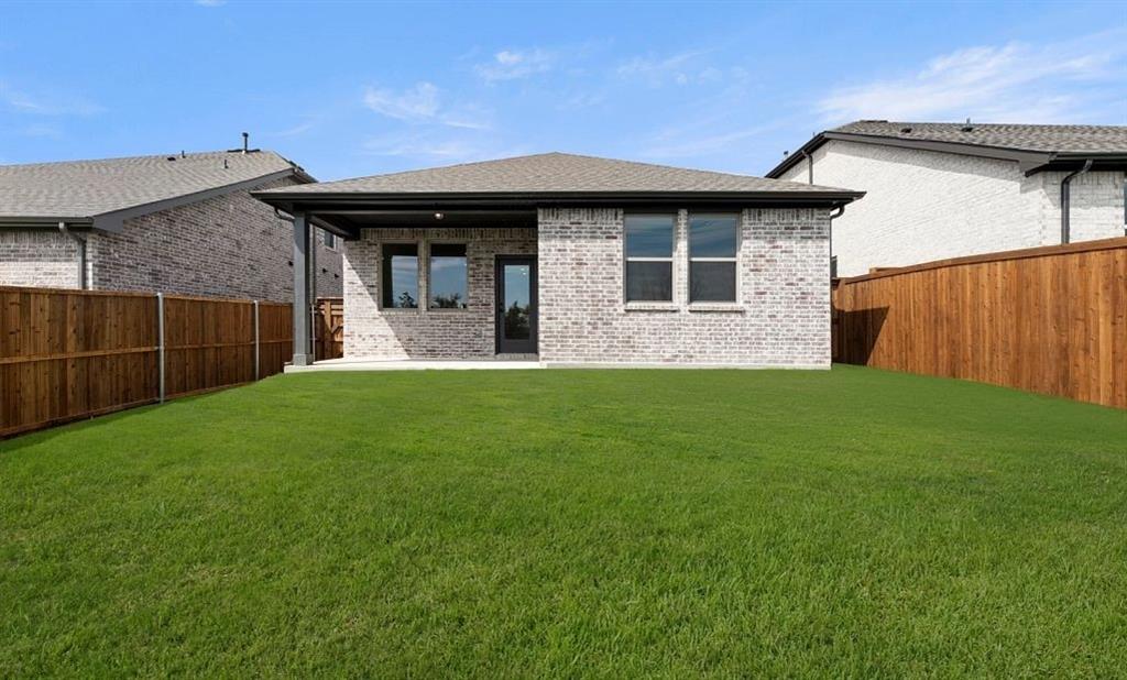 5925 Laurel Lake Lane