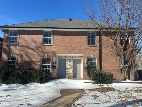 Photo of 114 S Holly Street, Sherman, TX 75092 (MLS # 21168228)