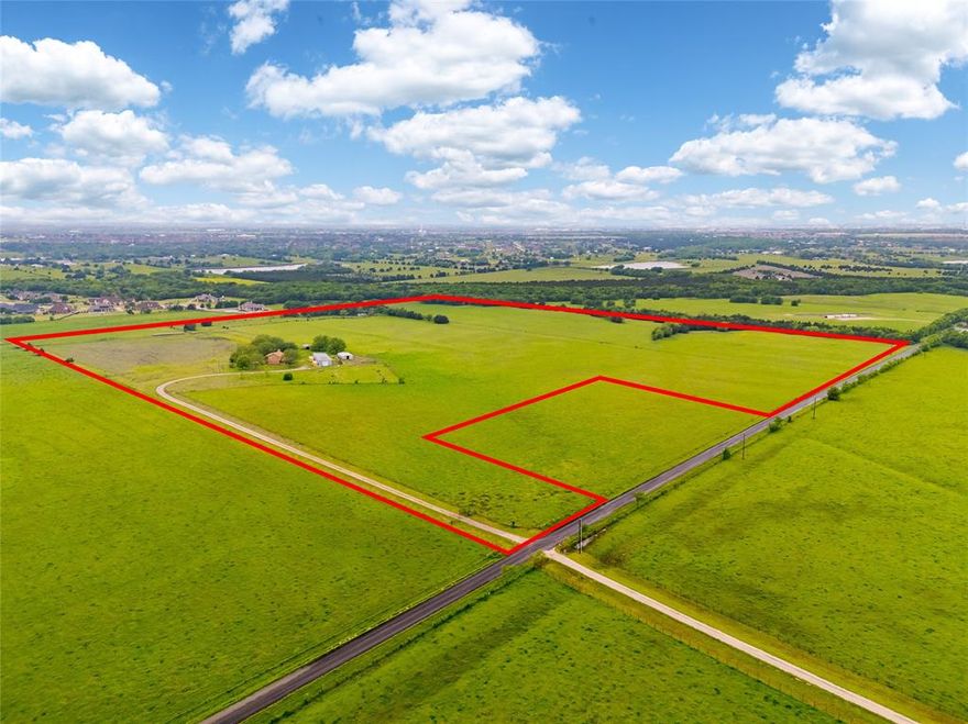 PRIME DEVELOPMENT 62.75 acres your chance to own a unique piece of property in Rockwall County, inside of the city limits and Rockwall ISD. Great
for a recreational ranch, private residence, or for a single-family development. Endless possibilities with this hidden gem in Rockwall County just south on Dowell Rd. past Equestrian Meadows subdivision on the right-hand side. There is a house and shop on the property no value has been given to these. Two additional 2.14 acres lots available that are connected to the property.