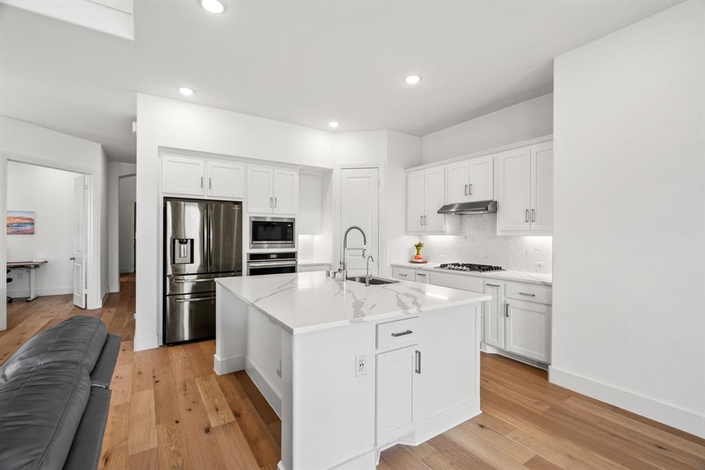 1601 Chickadee Drive