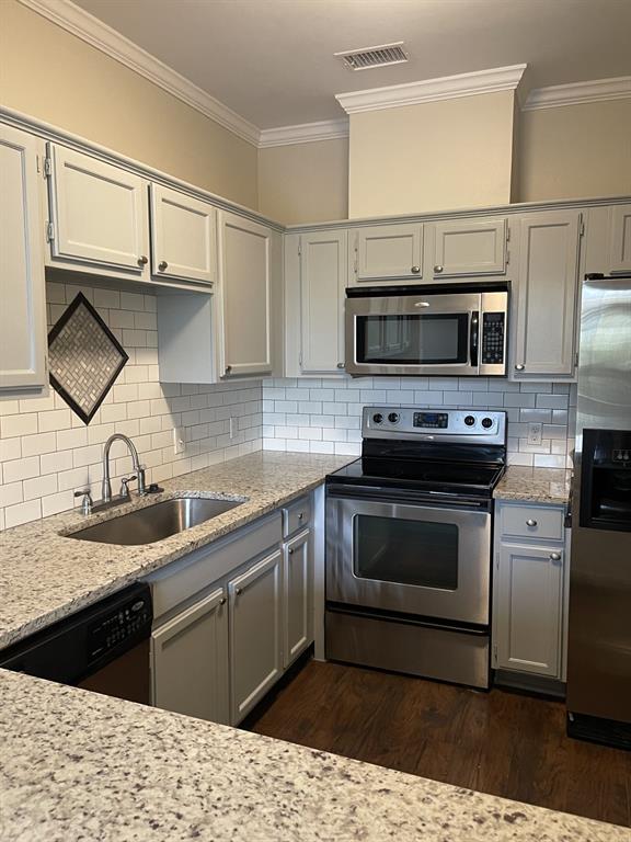 5310 Keller Springs Road 423