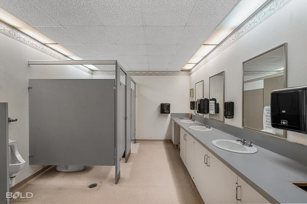 Forbing Heights - Commercial Sale