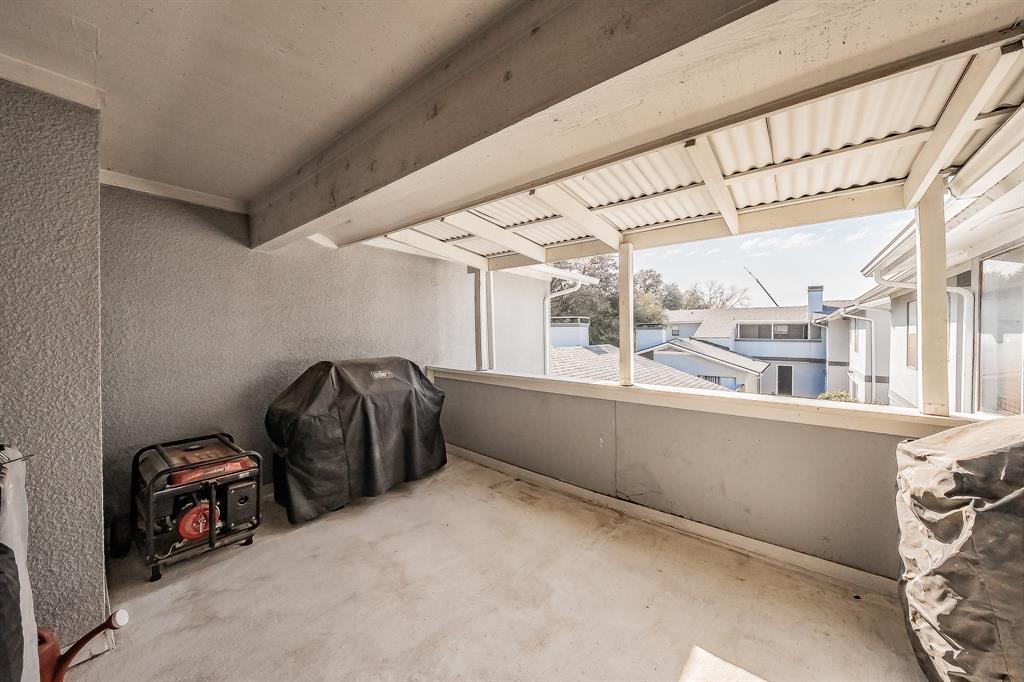 Cedar Ridge At Hurst Twnhms - Residential