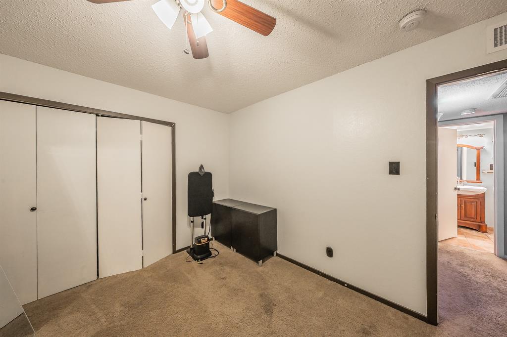 Cedar Ridge At Hurst Twnhms - Residential