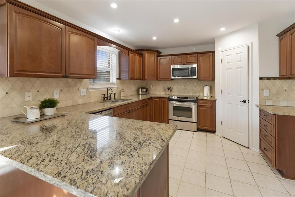 813 Silverbrook Drive