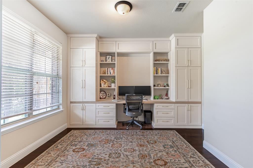 717 Rio Concho Trail