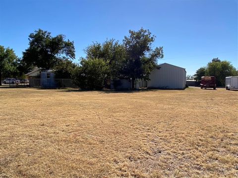 A home in Quanah