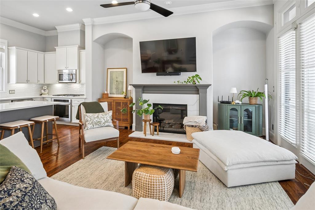 Bowser Intown Add - Residential