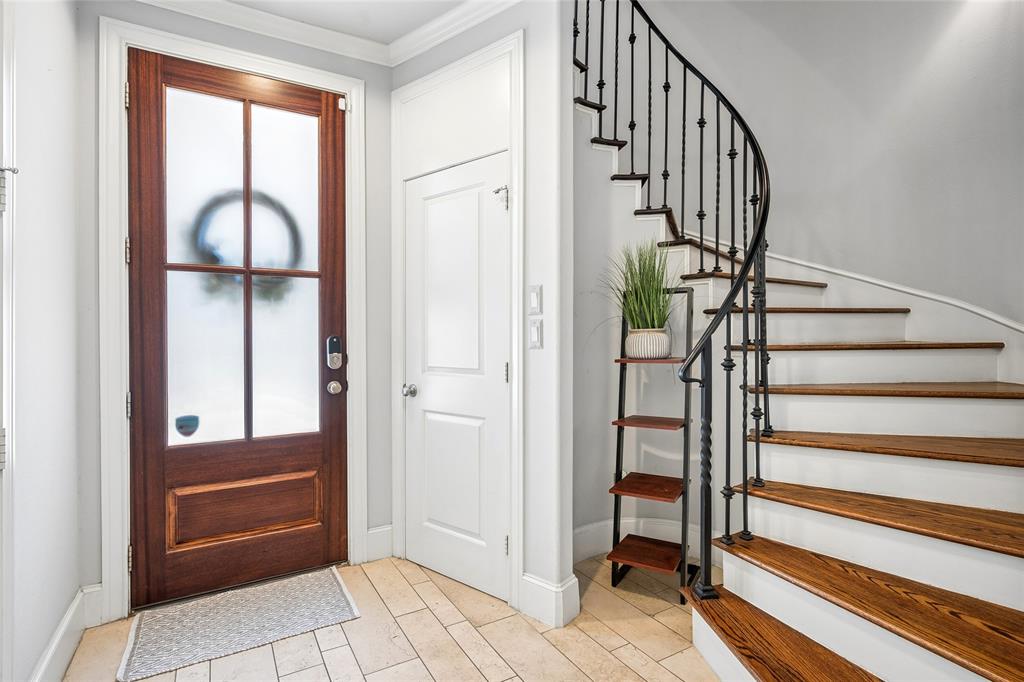 Bowser Intown Add - Residential
