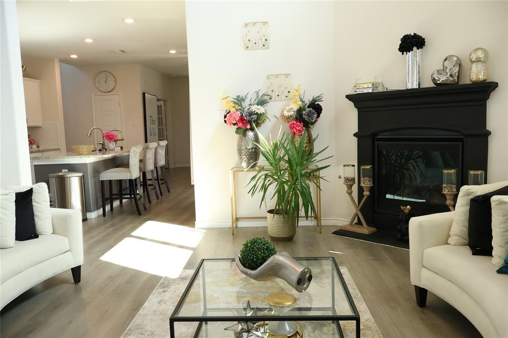 Homeplace At The Columns, The - Residential