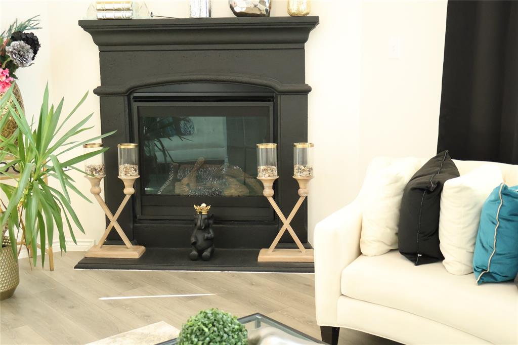 Homeplace At The Columns, The - Residential