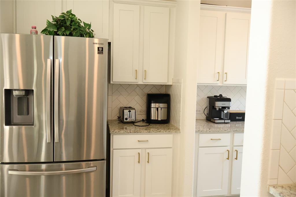 Homeplace At The Columns, The - Residential