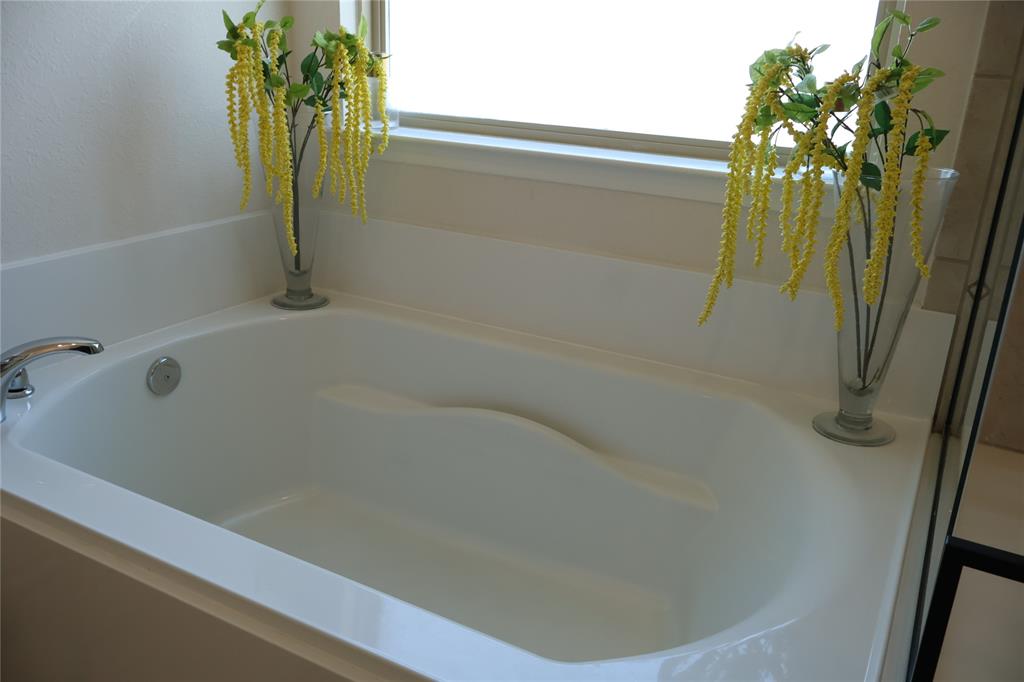 Homeplace At The Columns, The - Residential