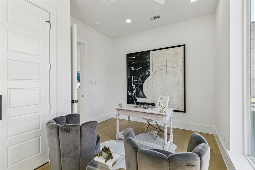 Biglot - Residential