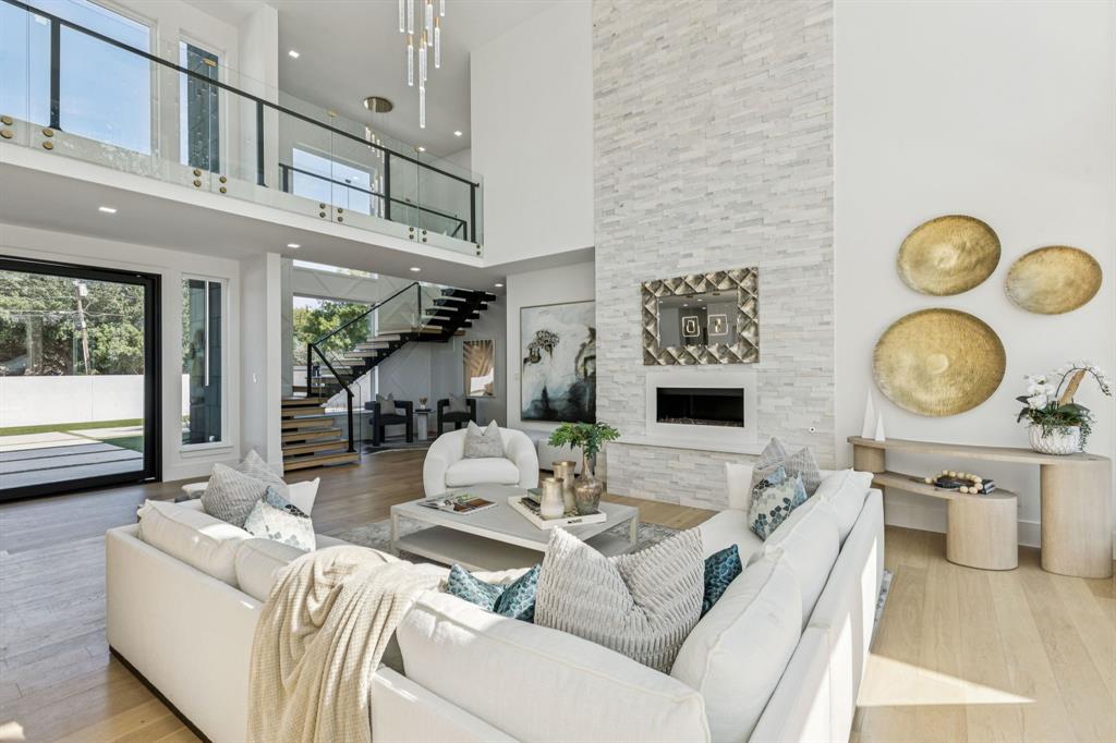 Biglot - Residential