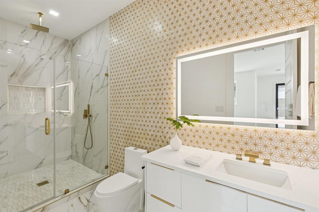 Biglot - Residential