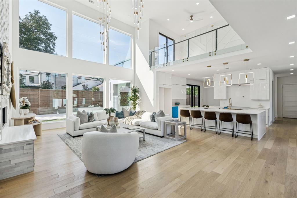 Biglot - Residential