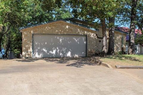 A home in Malakoff