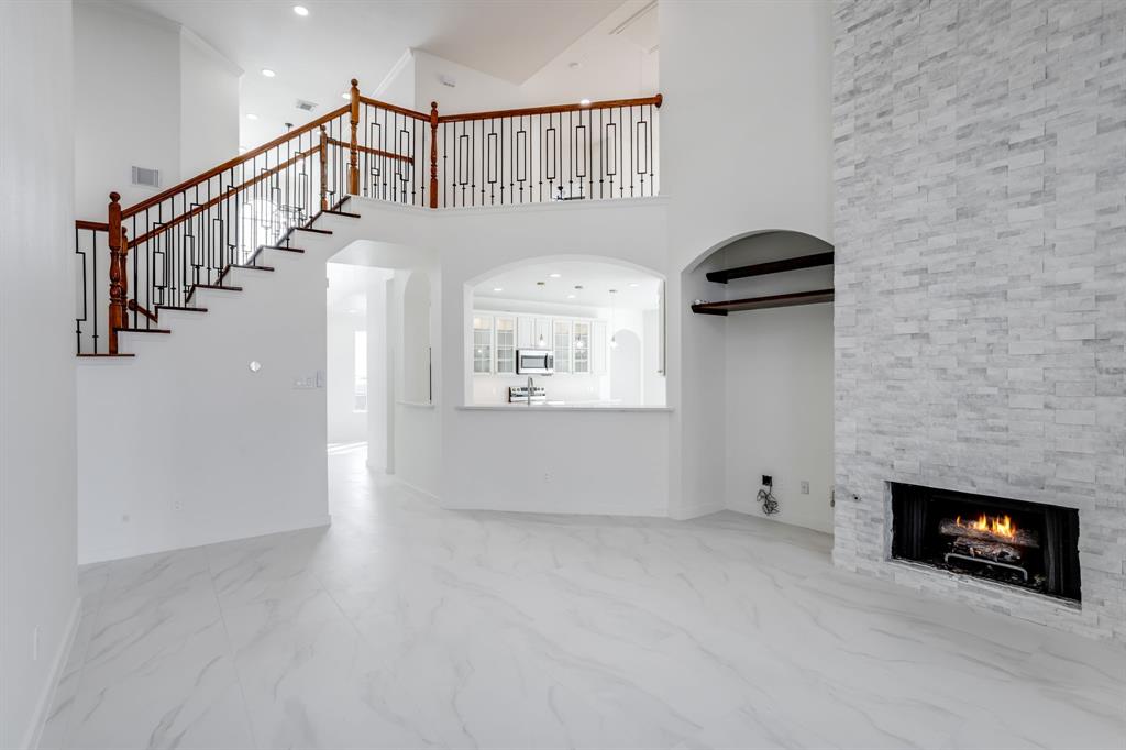 6917 Highlight Place