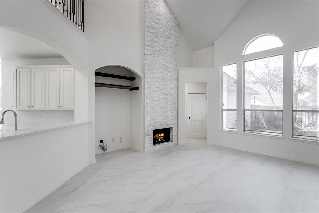 6917 Highlight Place